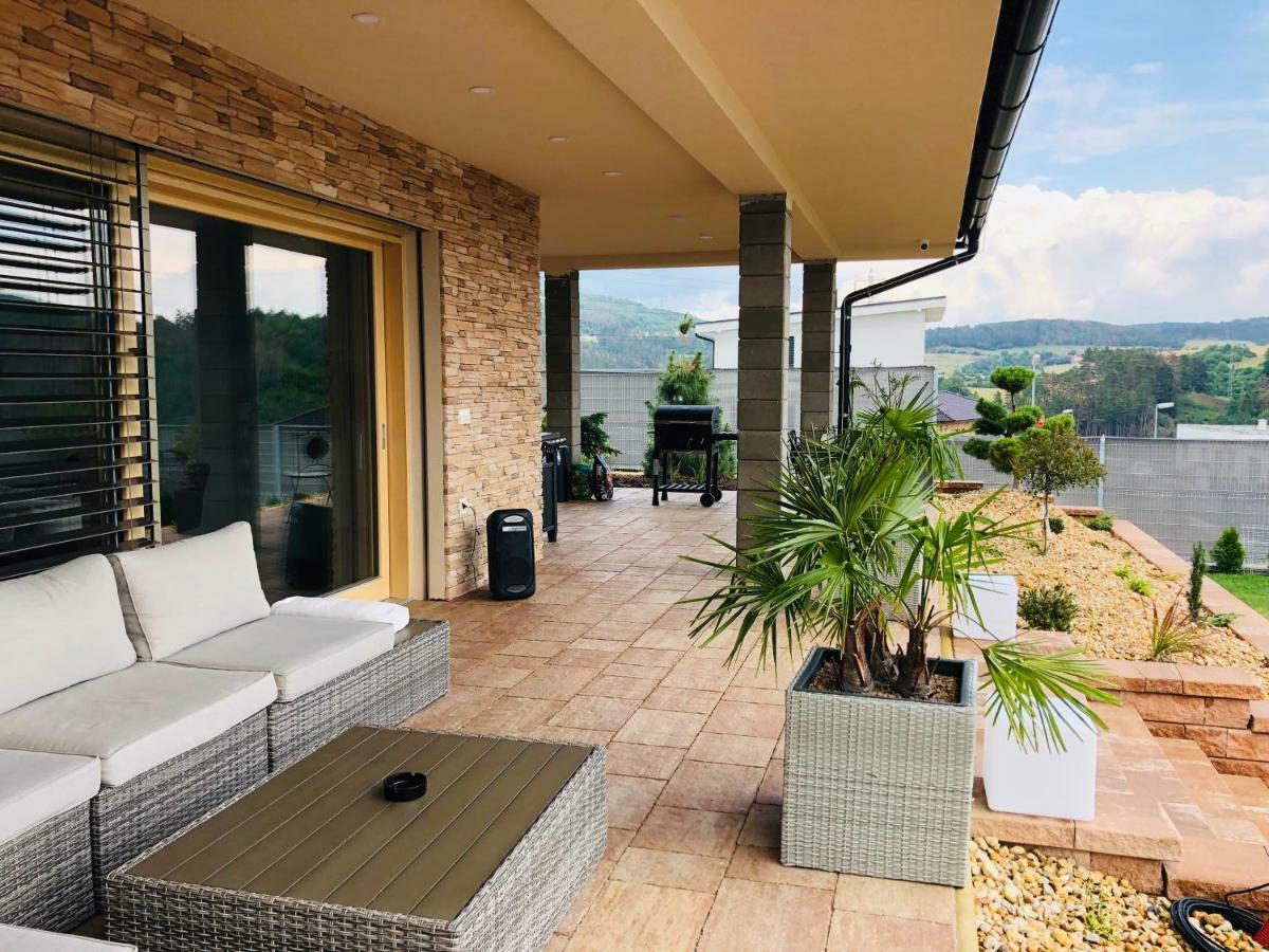 Luxury Spa Villa Kraluv Dvur Ngoại thất bức ảnh